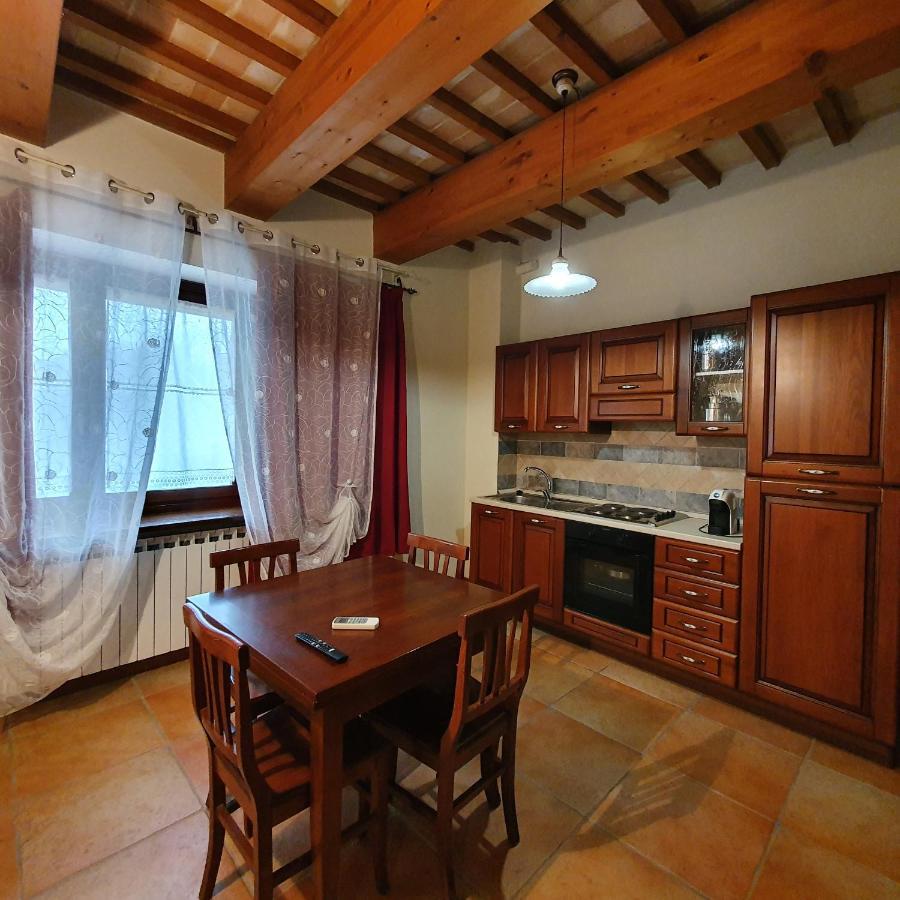 Pietra Maula Agriturismo Castelraimondo Εξωτερικό φωτογραφία
