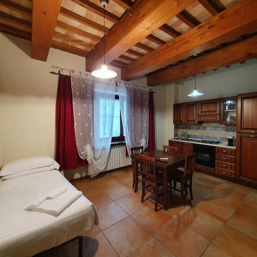 Pietra Maula Agriturismo Castelraimondo Εξωτερικό φωτογραφία