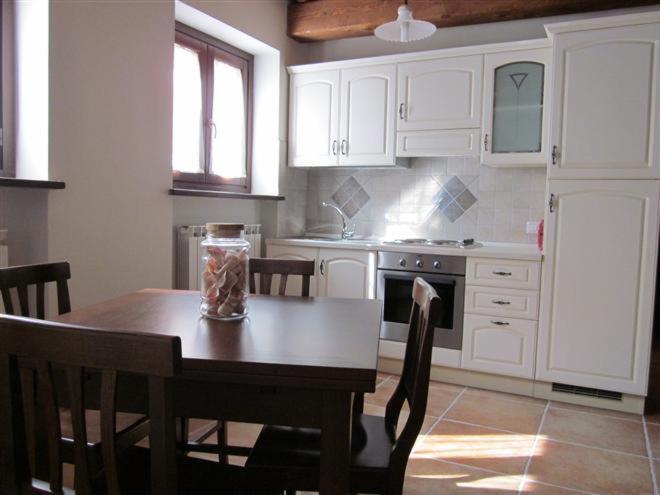 Pietra Maula Agriturismo Castelraimondo Δωμάτιο φωτογραφία