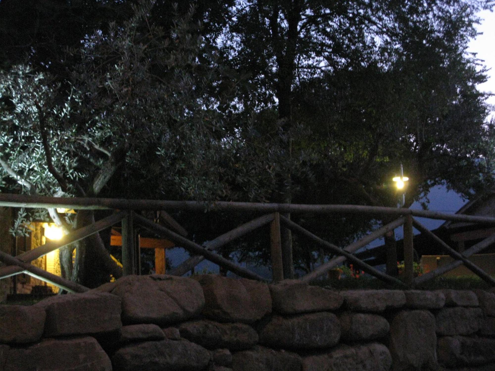 Pietra Maula Agriturismo Castelraimondo Εξωτερικό φωτογραφία