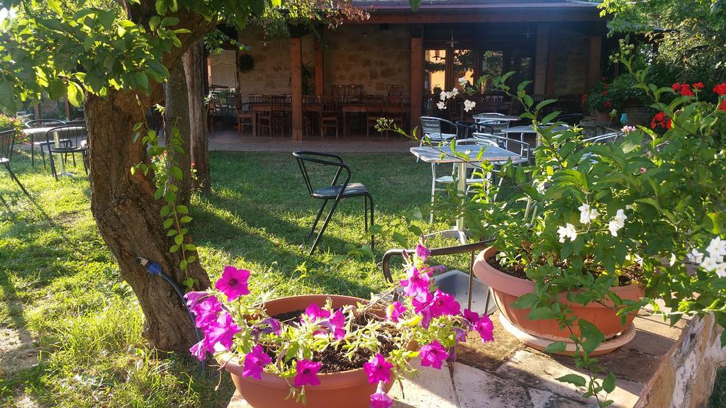 Pietra Maula Agriturismo Castelraimondo Εξωτερικό φωτογραφία