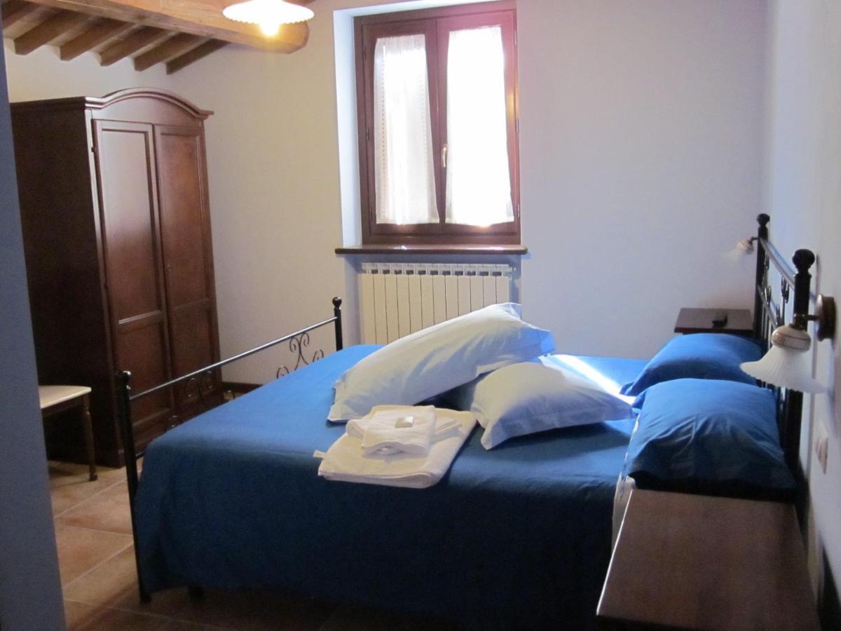 Pietra Maula Agriturismo Castelraimondo Δωμάτιο φωτογραφία